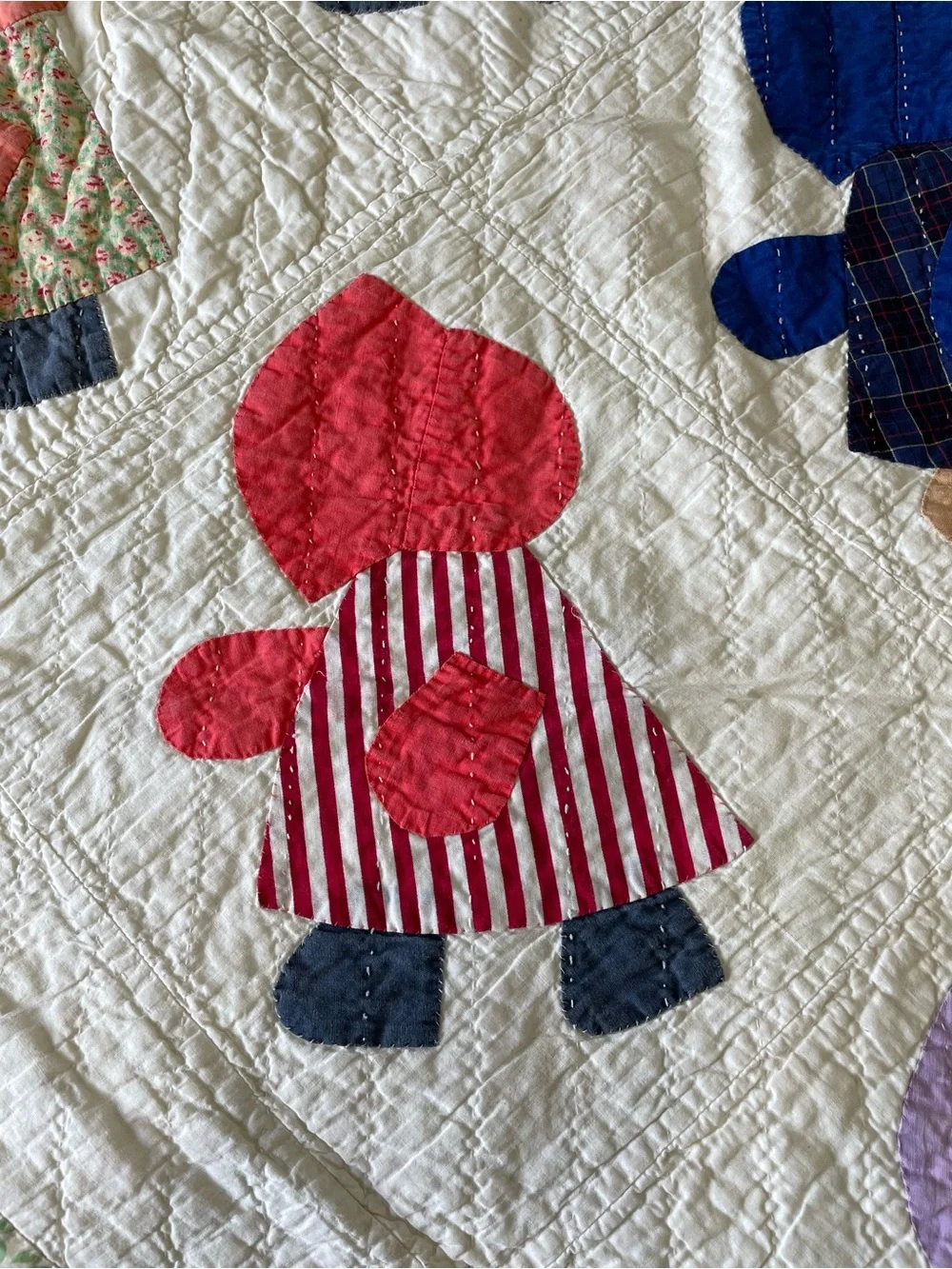 Vintage 1930s Sunbonnet Sue Quilt Hand Quilted Applique Feedsack Folk Art